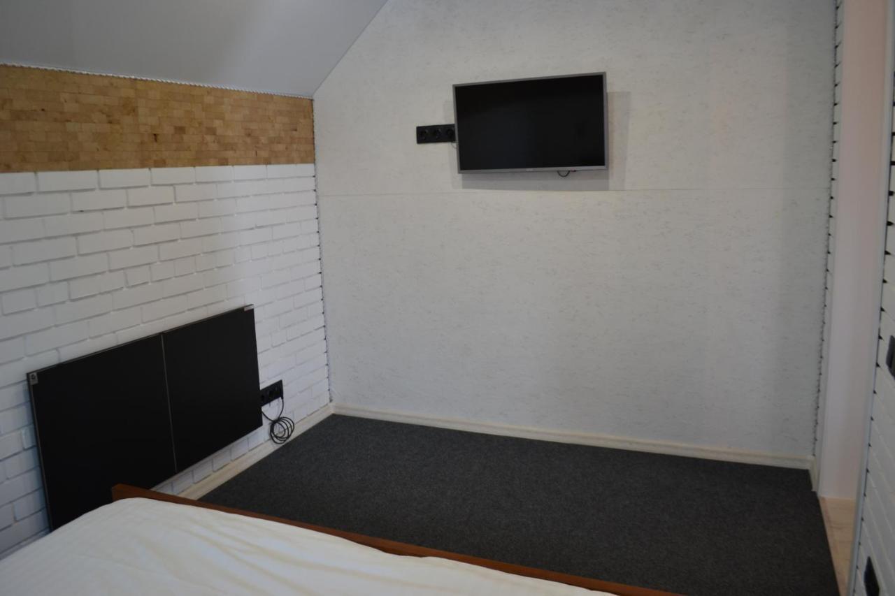 Hotel Pryvatna Sadyba Tviy Kut Svityaz' Esterno foto