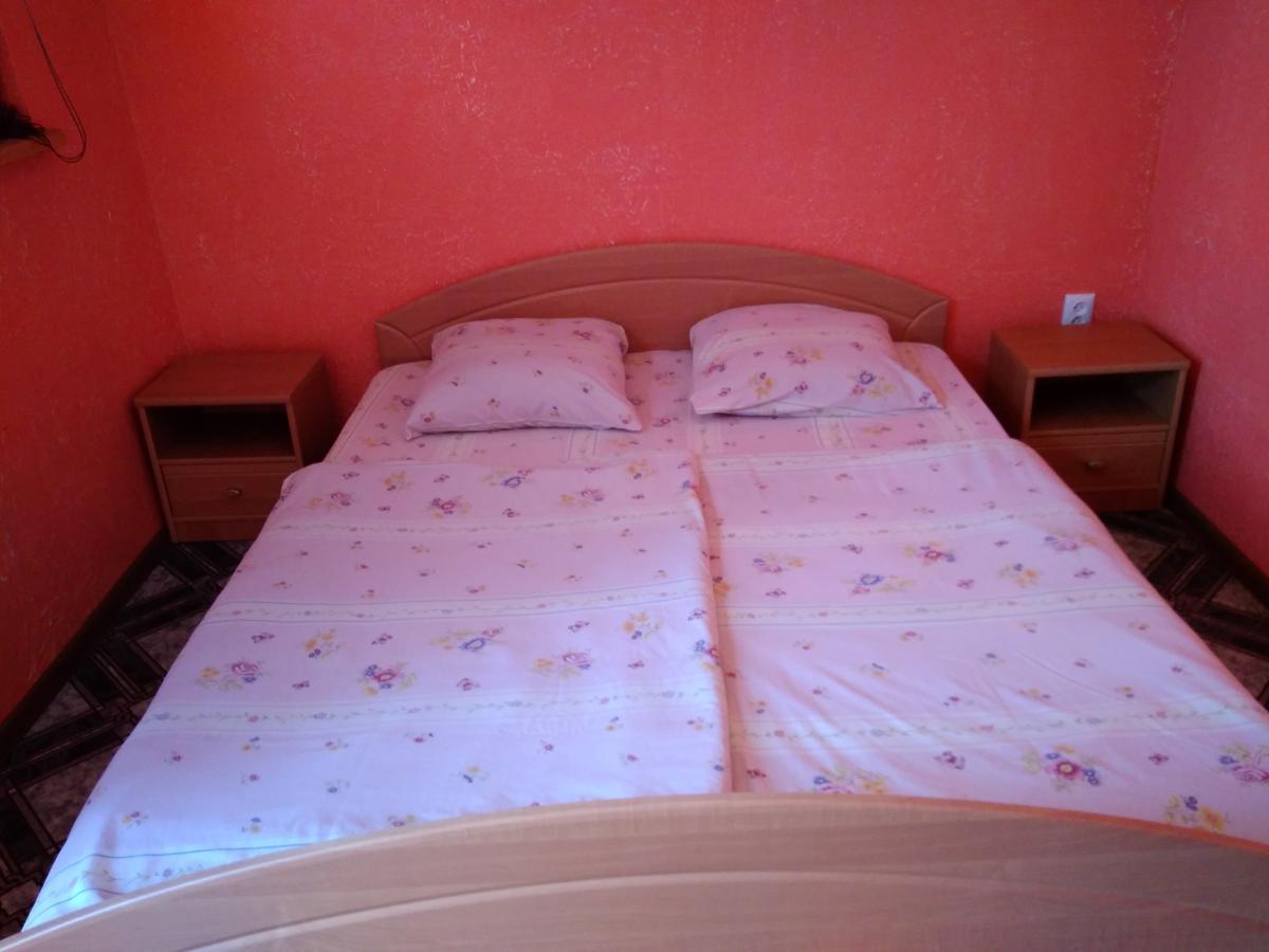 Hotel Pryvatna Sadyba Tviy Kut Svityaz' Esterno foto